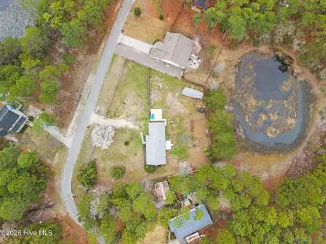 410 Harper Lake Drive Southport NC 28461