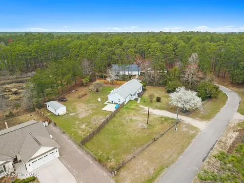 410 Harper Lake Drive Southport NC 28461
