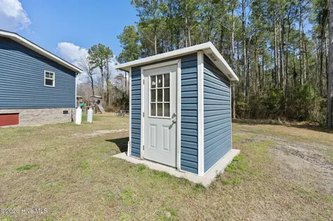 460 Oakey Point Road Hampstead NC 28443