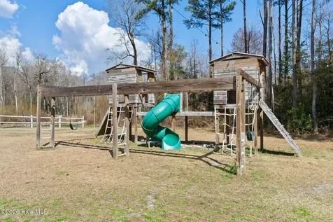 460 Oakey Point Road Hampstead NC 28443