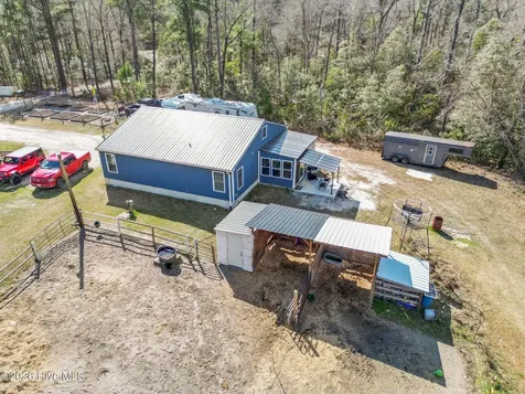 460 Oakey Point Road Hampstead NC 28443
