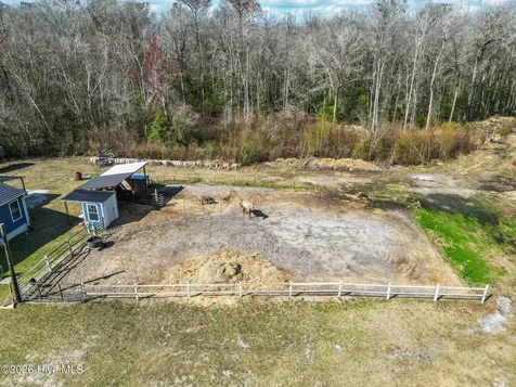 460 Oakey Point Road Hampstead NC 28443