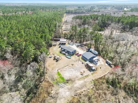 460 Oakey Point Road Hampstead NC 28443