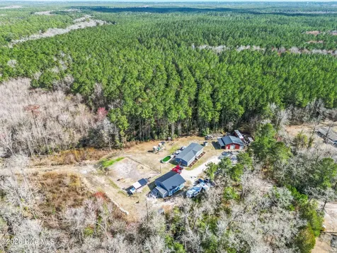460 Oakey Point Road Hampstead NC 28443