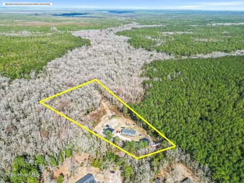 460 Oakey Point Road Hampstead NC 28443