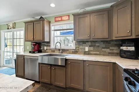 460 Oakey Point Road Hampstead NC 28443