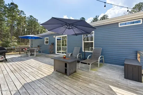 460 Oakey Point Road Hampstead NC 28443