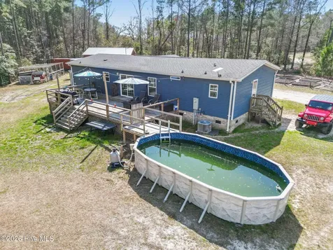 460 Oakey Point Road Hampstead NC 28443