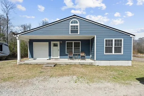 460 Oakey Point Road Hampstead NC 28443
