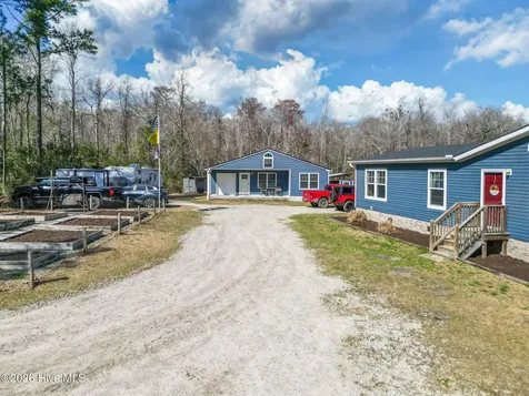 460 Oakey Point Road Hampstead NC 28443