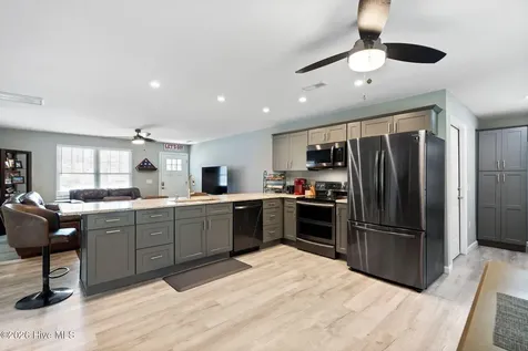 460 Oakey Point Road Hampstead NC 28443