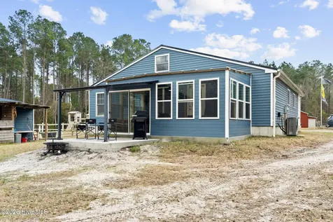 460 Oakey Point Road Hampstead NC 28443