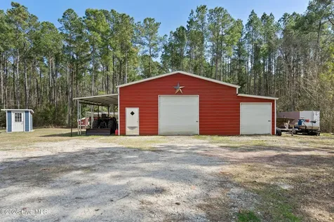 460 Oakey Point Road Hampstead NC 28443