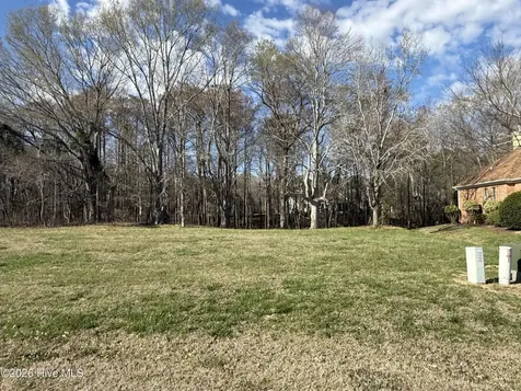 32 Pasquotank Boulevard Hertford NC 27944