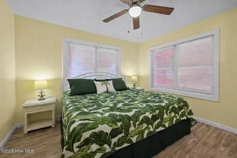 7411 Ocean Drive Emerald Isle NC 28594
