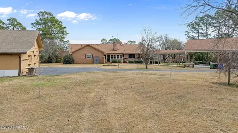 303 N Lincoln Street Benson NC 27504
