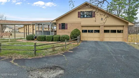 303 N Lincoln Street Benson NC 27504