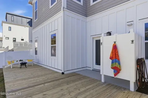 604 S 3rd Street Carolina Beach NC 28428