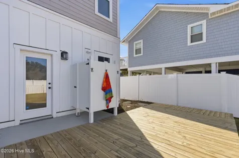 604 S 3rd Street Carolina Beach NC 28428
