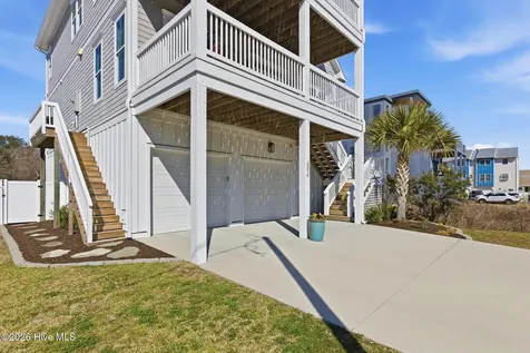 604 S 3rd Street Carolina Beach NC 28428