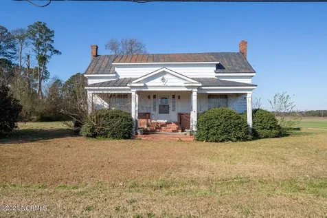 1116 W Elizabeth Street Clinton NC 28328