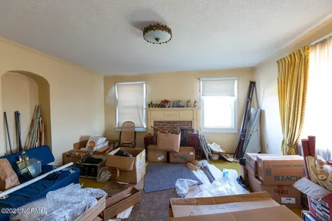1116 W Elizabeth Street Clinton NC 28328