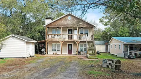 542 Brunswick Street SE Bolivia NC 28422