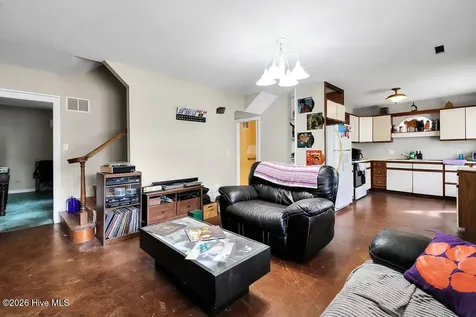 542 Brunswick Street SE Bolivia NC 28422