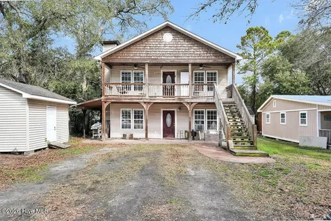 542 Brunswick Street SE Bolivia NC 28422