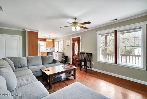 542 Brunswick Street SE Bolivia NC 28422