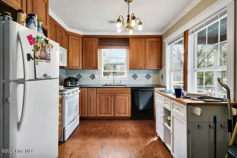 542 Brunswick Street SE Bolivia NC 28422