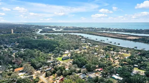 542 Brunswick Street SE Bolivia NC 28422