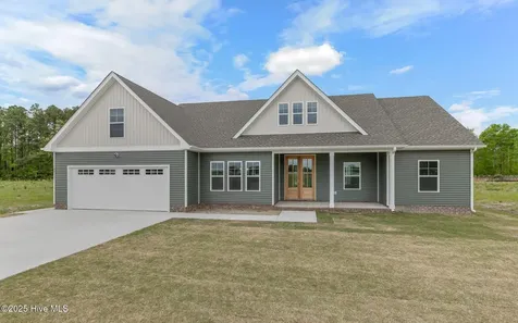 104 Copper Run Loop South Mills NC 27976
