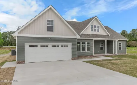 104 Copper Run Loop South Mills NC 27976