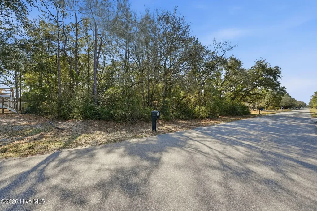 142 NW 1st Street Oak Island NC 28465