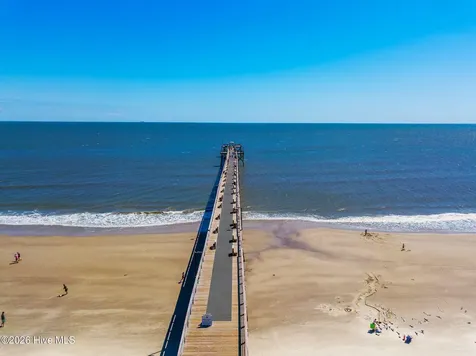142 NW 1st Street Oak Island NC 28465