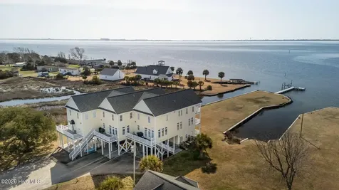 134 Water Lane Newport NC 28570