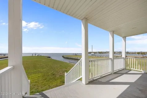 134 Water Lane Newport NC 28570