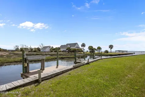 134 Water Lane Newport NC 28570