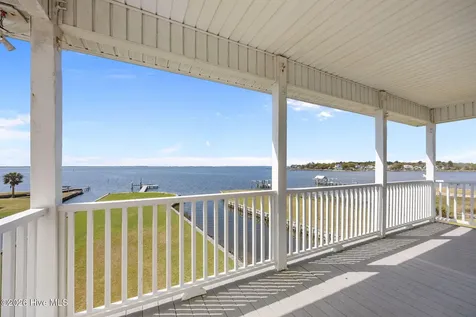 134 Water Lane Newport NC 28570
