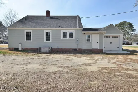 4025 S Hathaway Boulevard Rocky Mount NC 27803