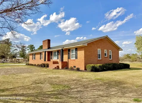 216 Collier Loftin Road Kinston NC 28504