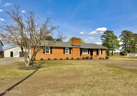 216 Collier Loftin Road Kinston NC 28504