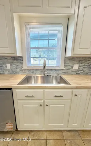 216 Collier Loftin Road Kinston NC 28504