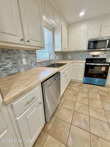 216 Collier Loftin Road Kinston NC 28504