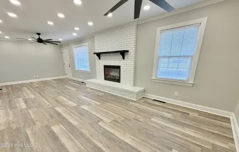 216 Collier Loftin Road Kinston NC 28504