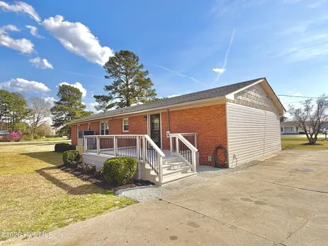 216 Collier Loftin Road Kinston NC 28504