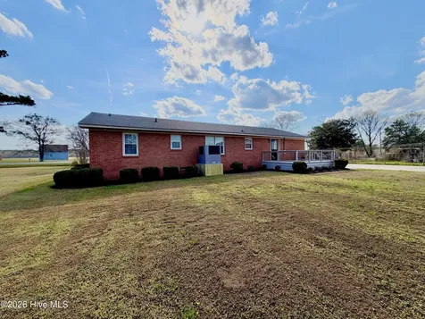 216 Collier Loftin Road Kinston NC 28504