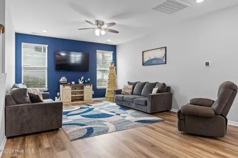 466 Eden Drive SW Supply NC 28462