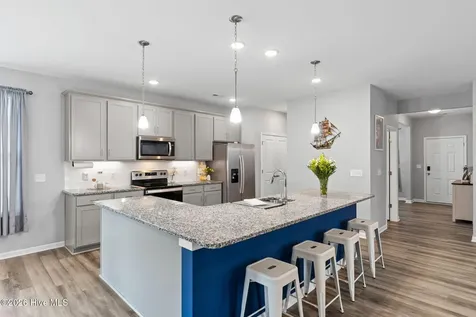 466 Eden Drive SW Supply NC 28462